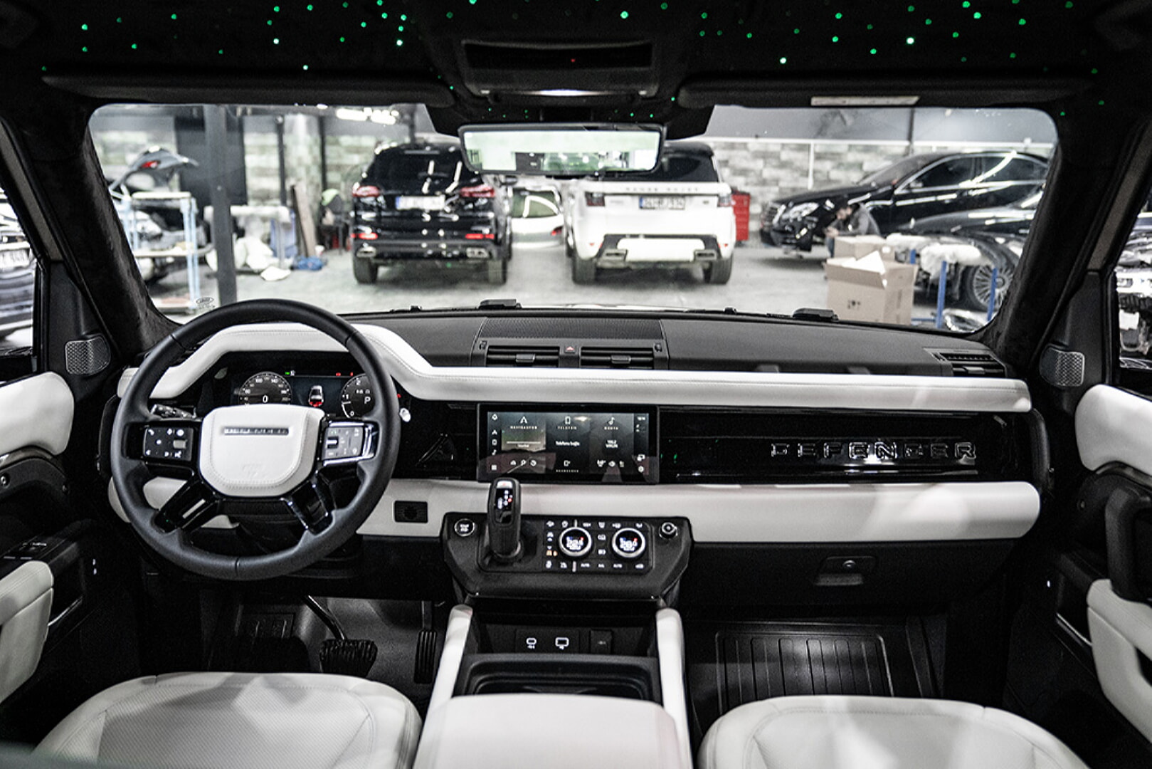 LAND ROVER DEFENDER 2022-2025 BEYAZ DERİ DÖŞEME