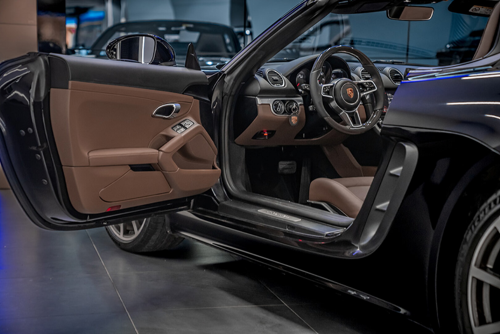 PORSCHE 718 BOXSTER 2017-2023 TRUFF DERİ DÖŞEME