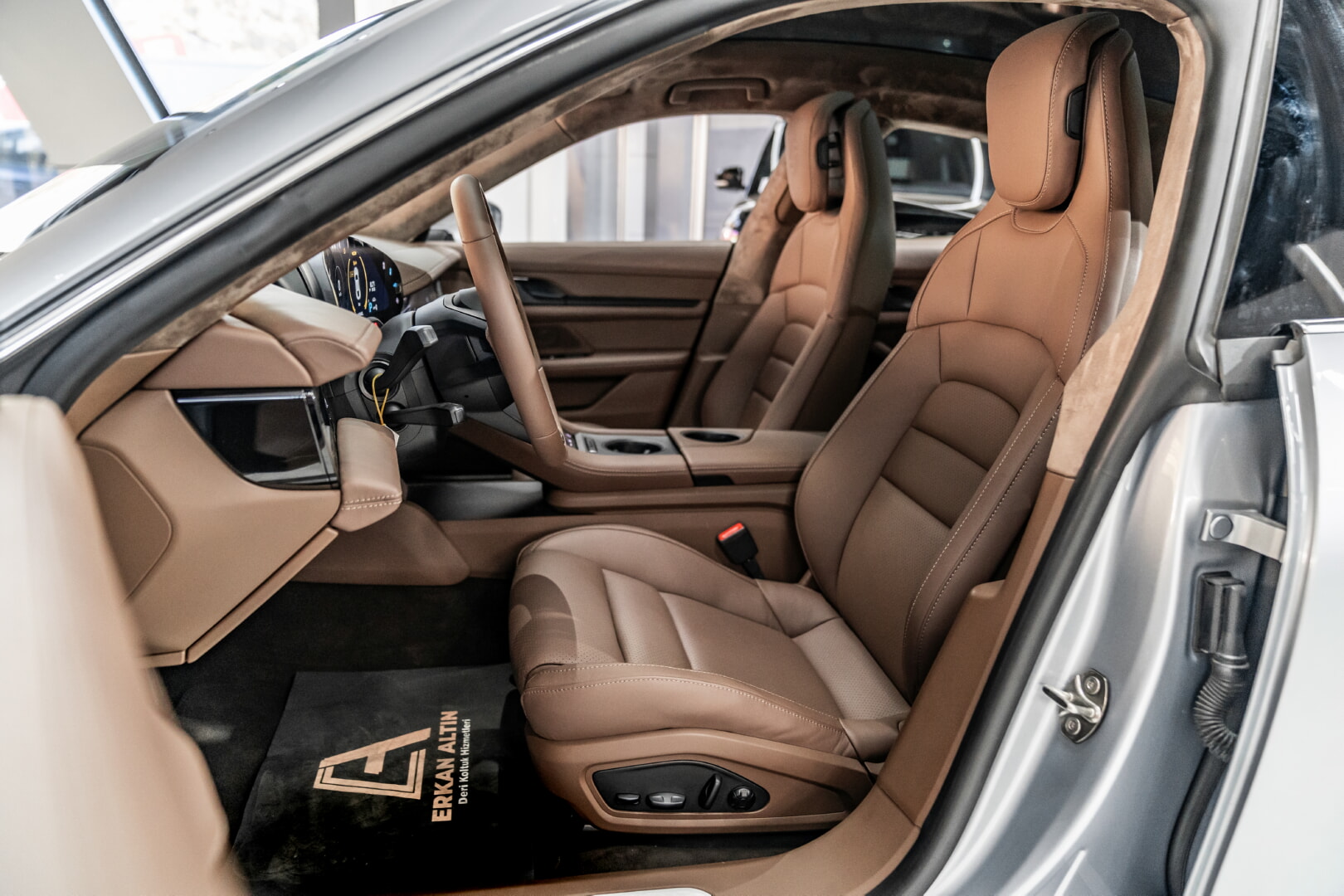 PORSCHE TAYCAN 2020-2024 TRUFF DERİ DÖŞEME