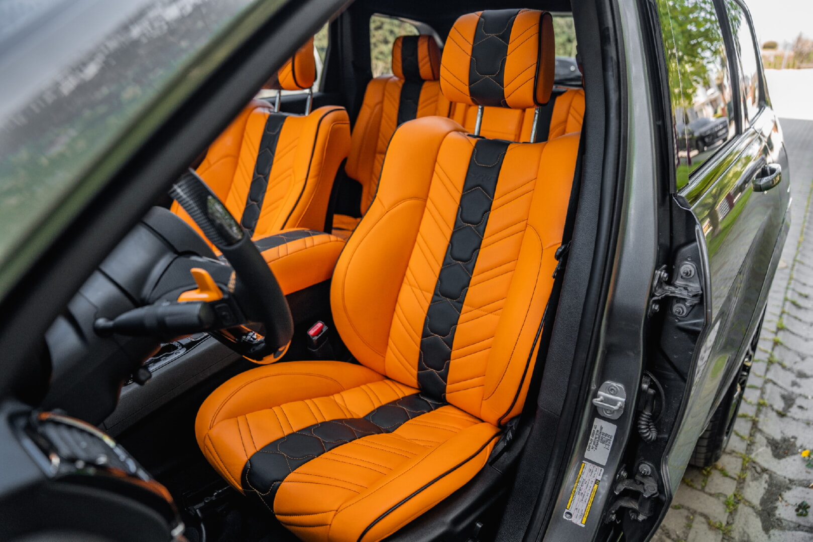 GRAND CHEROKEE 2012-2019 TURUNCU-SİYAH DERİ DÖŞEME