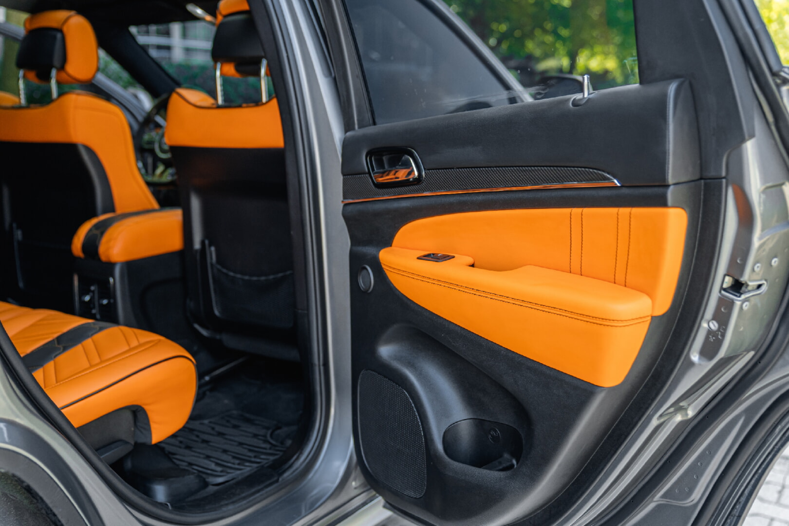 GRAND CHEROKEE 2012-2019 TURUNCU-SİYAH DERİ DÖŞEME