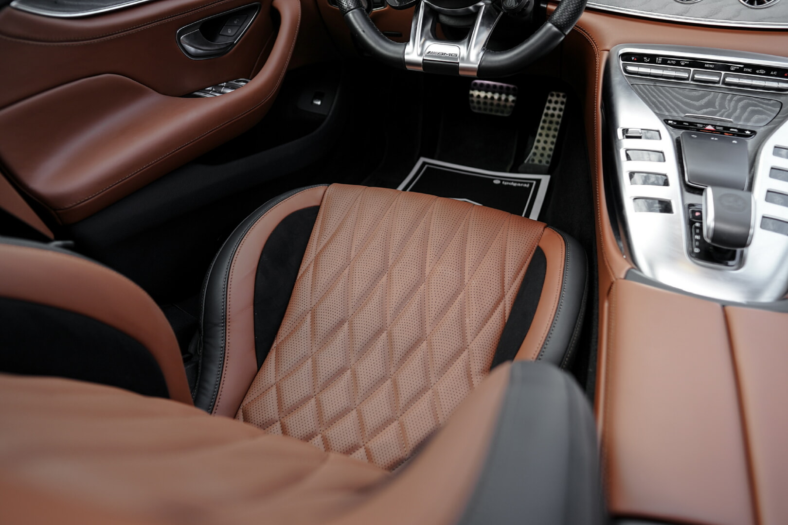 MERCEDES GT43 2020-2023 TABA DERİ DÖŞEME