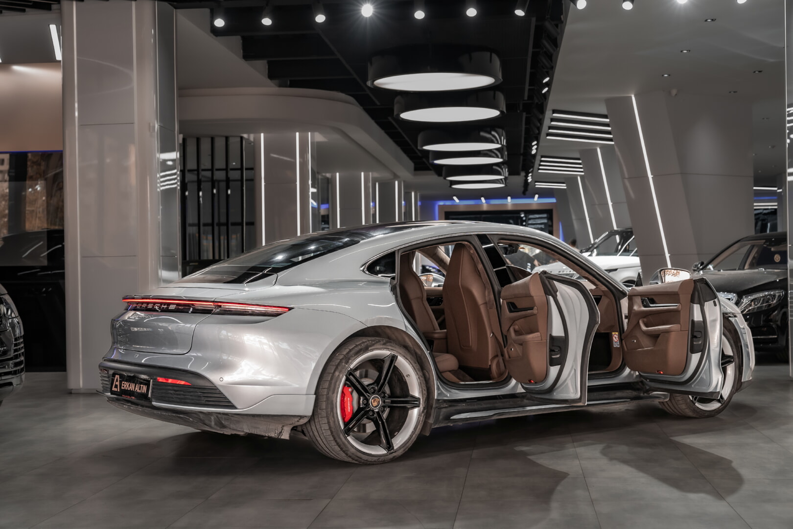 PORSCHE TAYCAN 2020-2024 TRUFF DERİ DÖŞEME