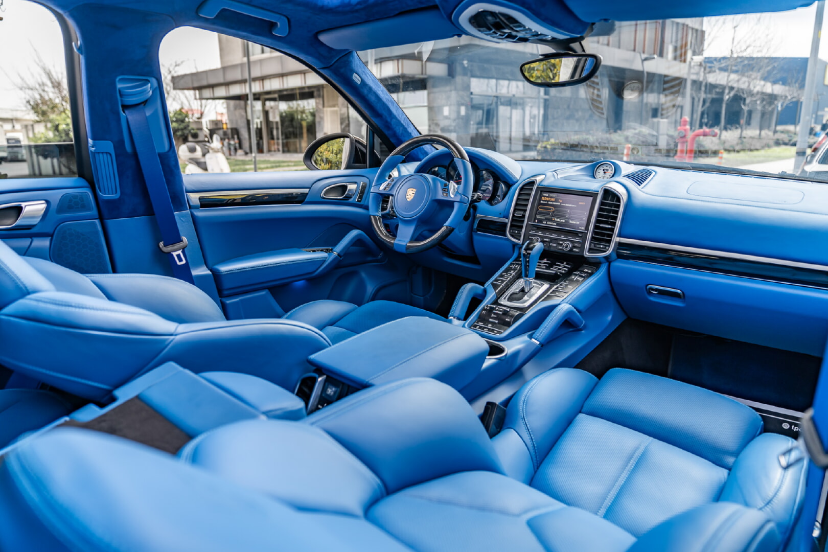 PORSCHE CAYENNE 2010-2017 MAVİ DERİ DÖŞEME