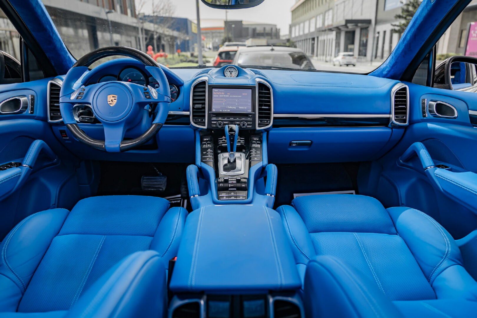 PORSCHE CAYENNE 2010-2017 MAVİ DERİ DÖŞEME