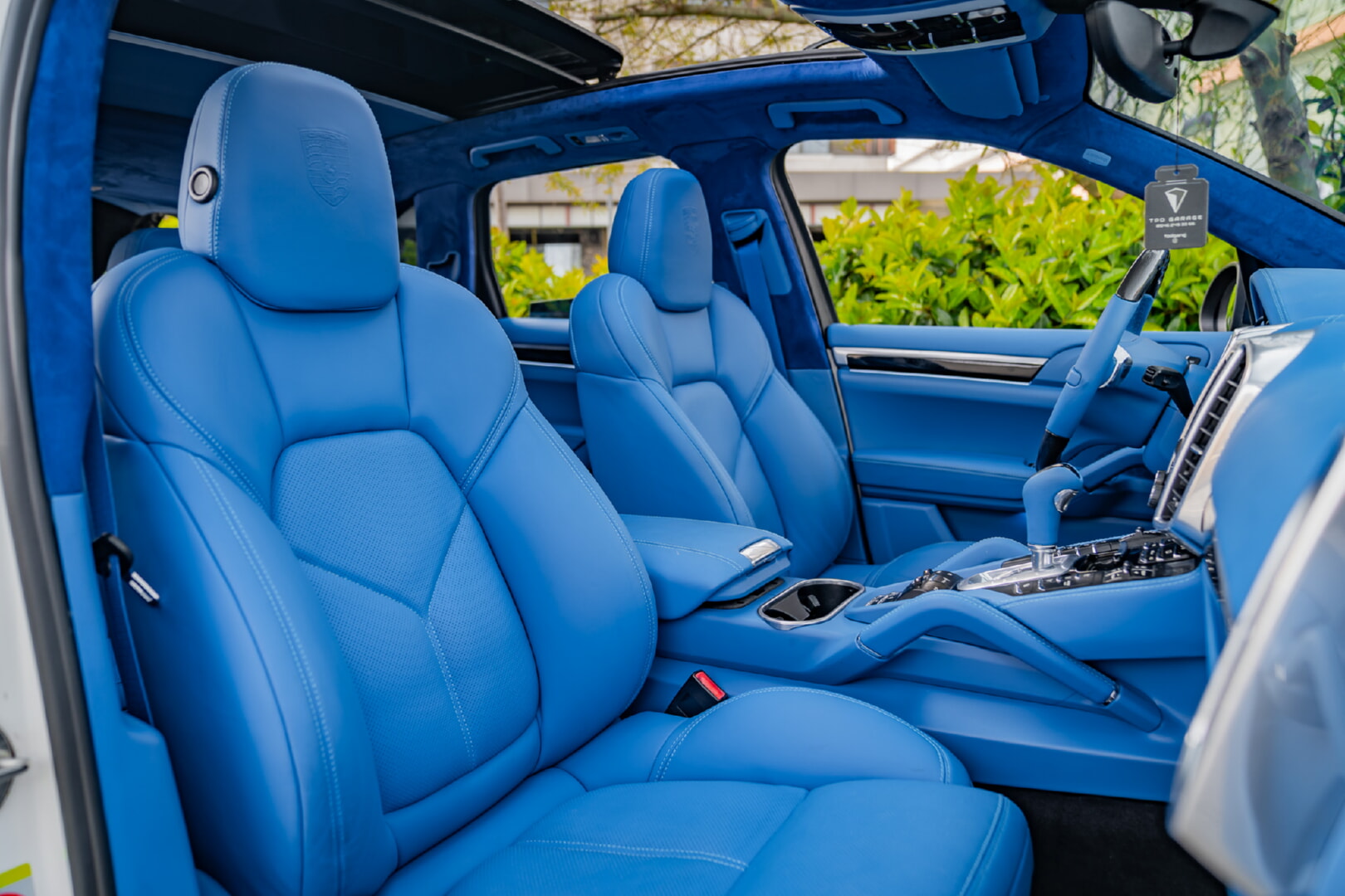 PORSCHE CAYENNE 2010-2017 MAVİ DERİ DÖŞEME