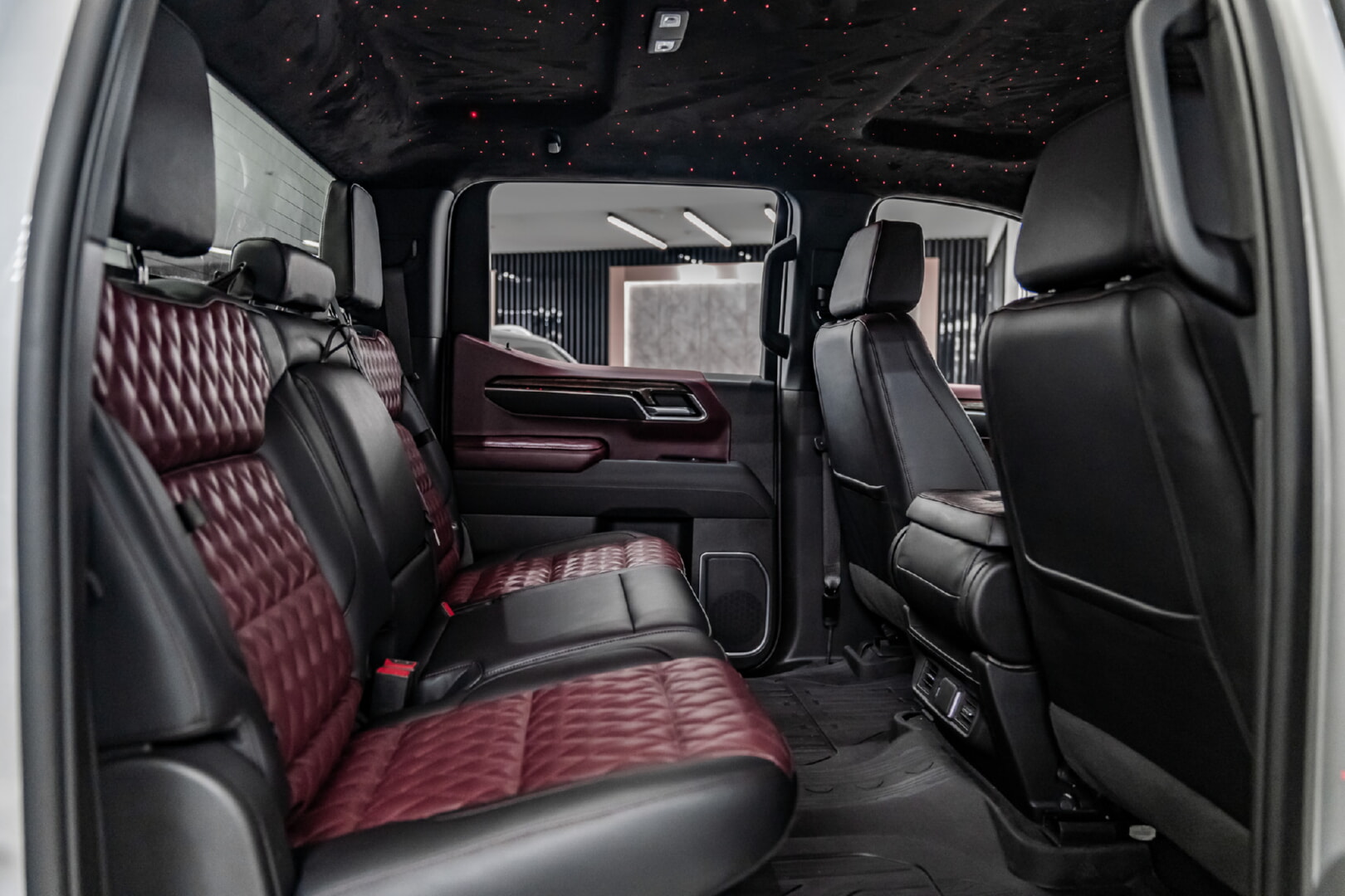 GMC SİERRA 2021-2024 BORDO DERİ DÖŞEME