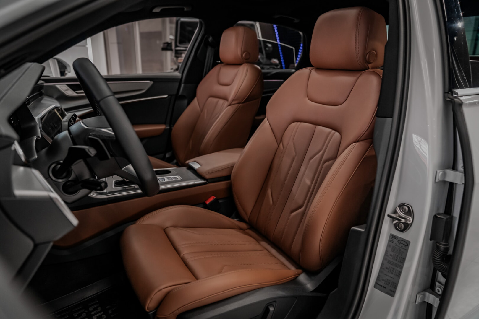 AUDİ A6 2017-2024 TABA DERİ DÖŞEME