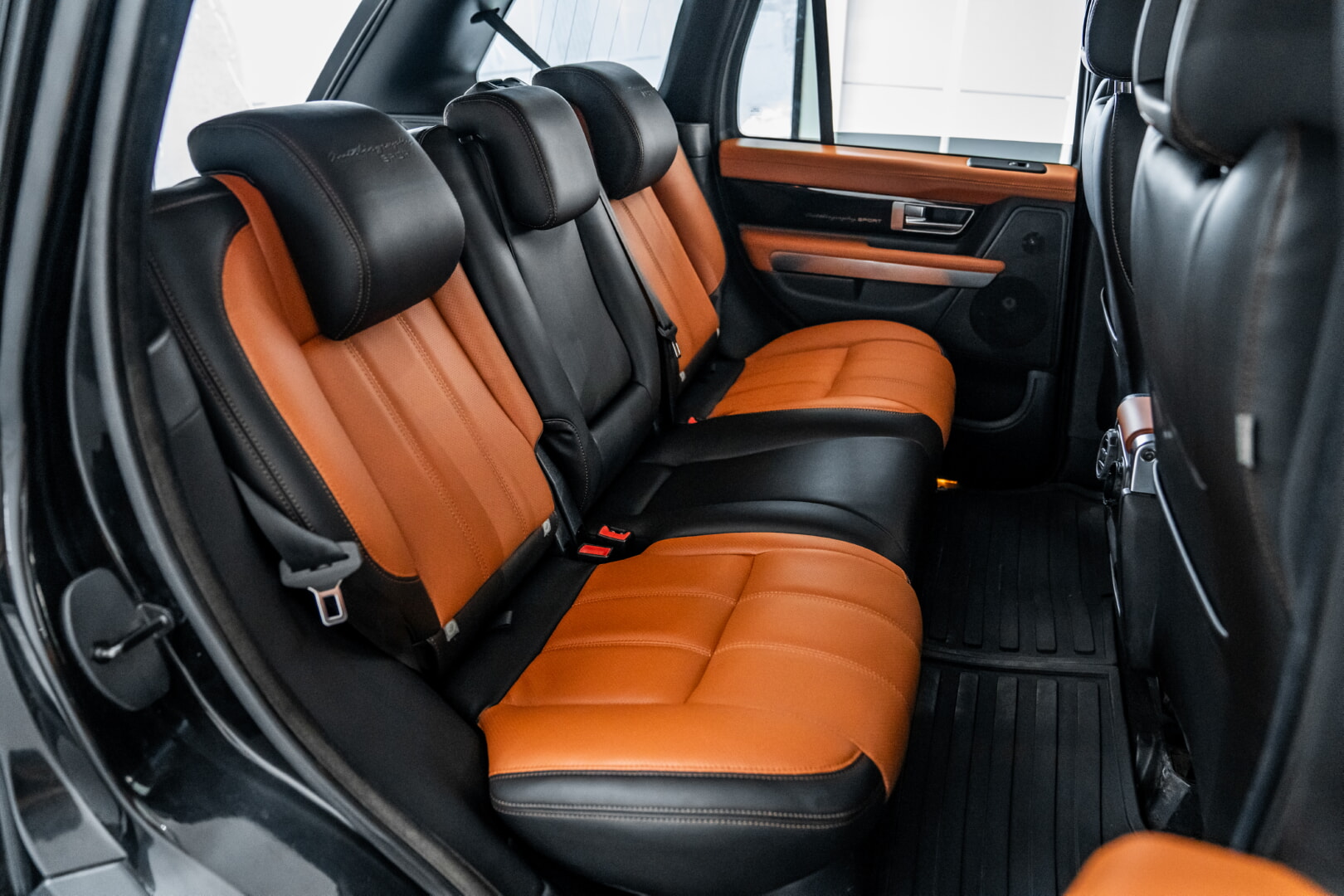 RANGE ROVER SPORT 2012 TABA-SİYAH