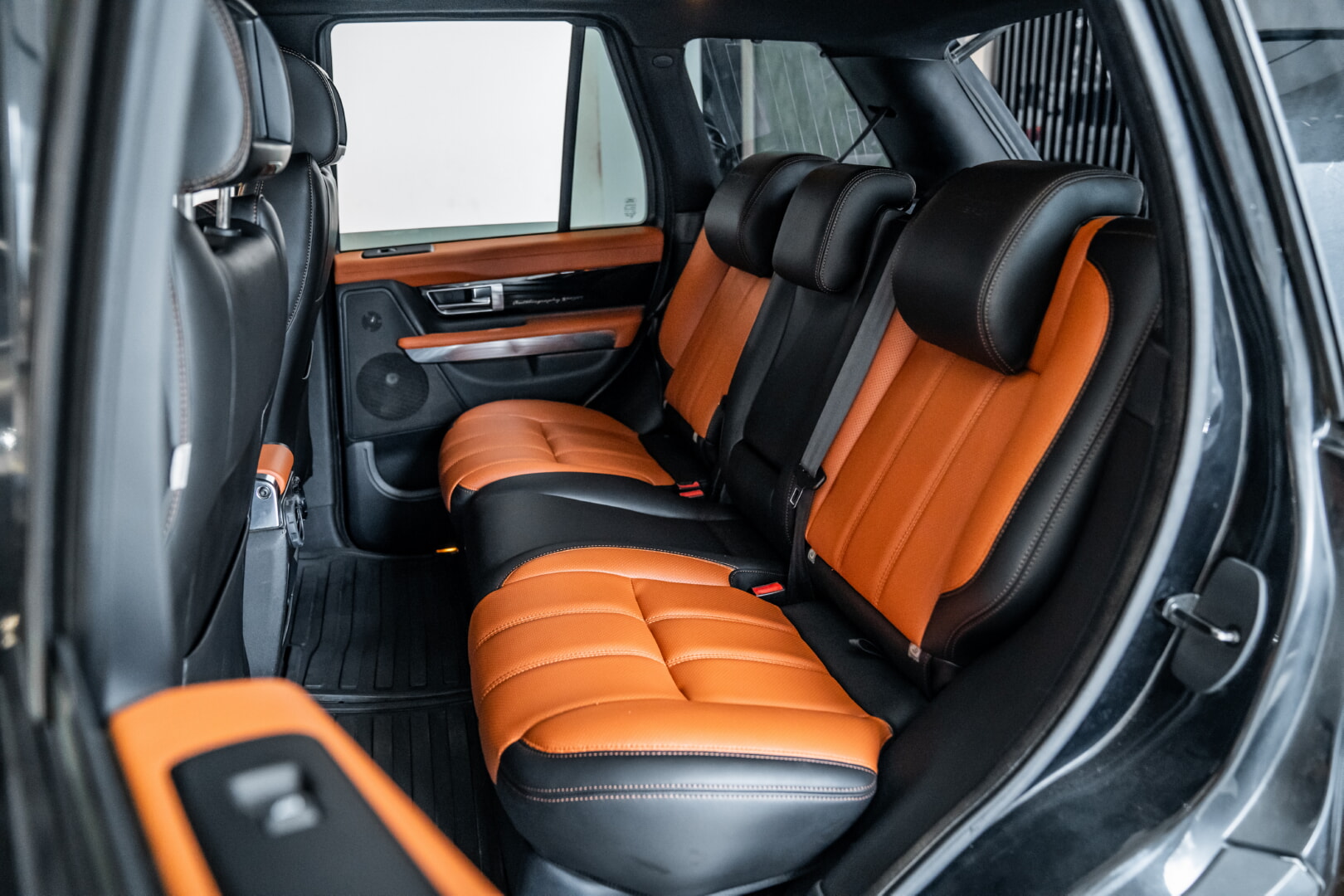 RANGE ROVER SPORT 2012 TABA-SİYAH