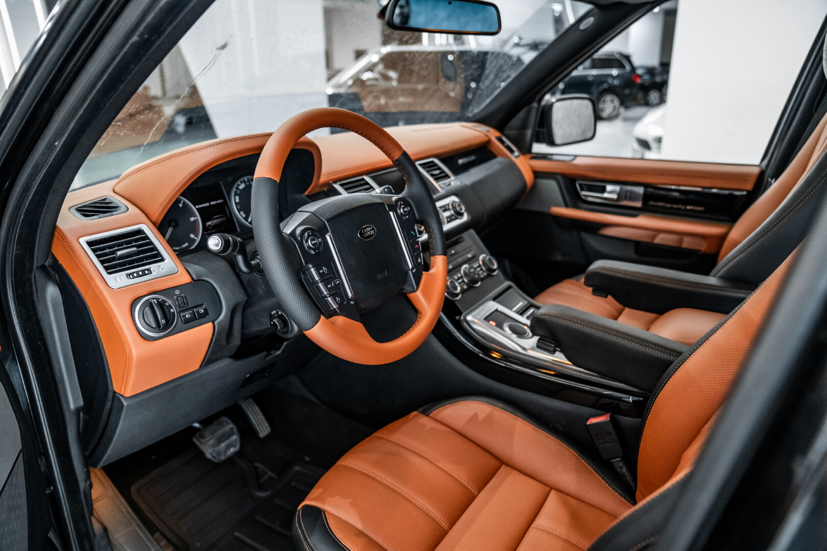 RANGE ROVER SPORT 2012 TABA-SİYAH