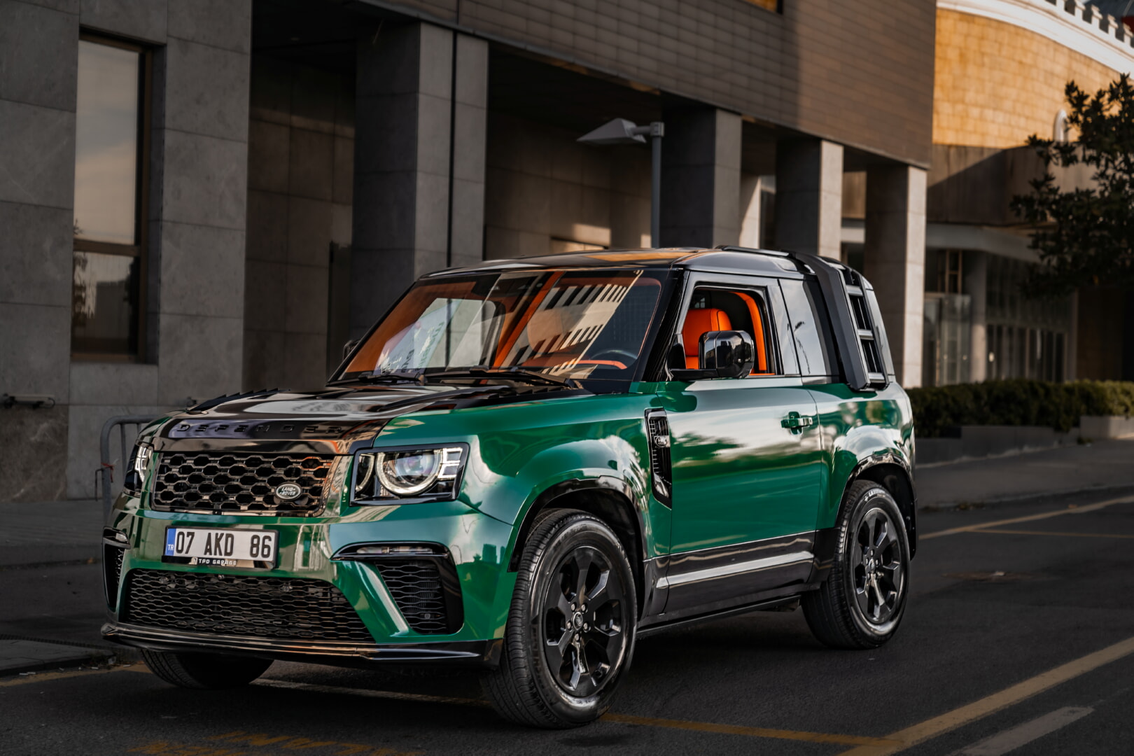 LAND ROVER DEFENDER 2022-2025 TURUNCU DERİ DÖŞEME