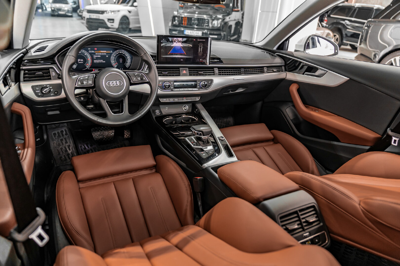 AUDİ A4 2019-2024 TABA DERİ DÖŞEME