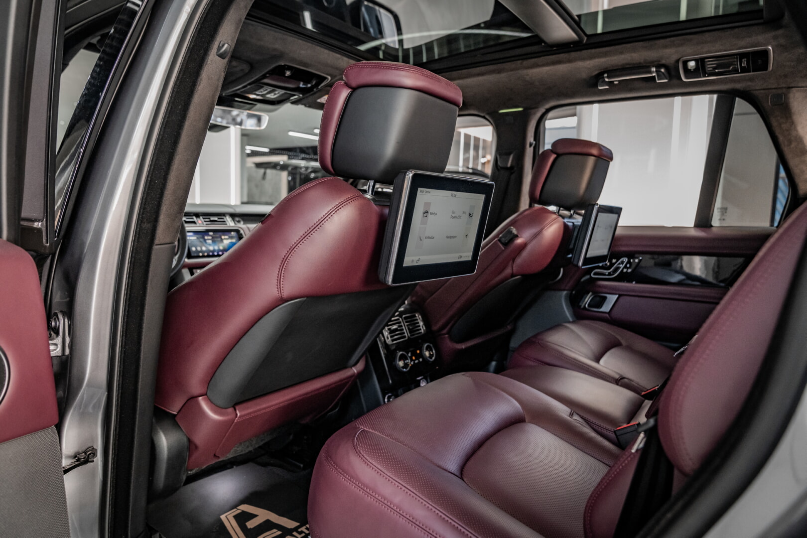 RANGE ROVER VOGUE 2018-2021 BORDO DERİ DÖŞEME