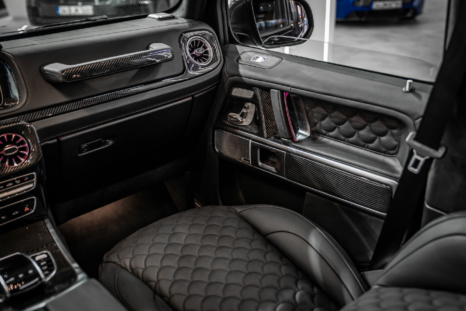 MERCEDES G SERİSİ 2019-2024 SİYAH DERİ DÖŞEME