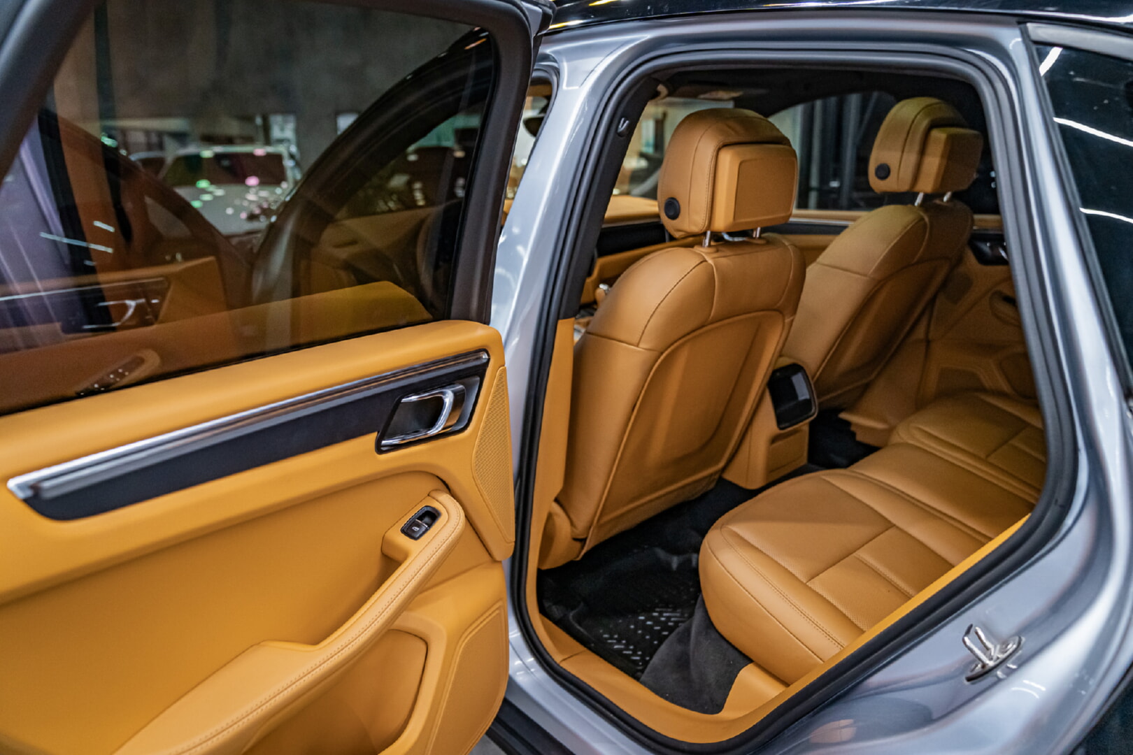 PORSCHE MACAN 2016-2024 TABA DERİ DÖŞEME