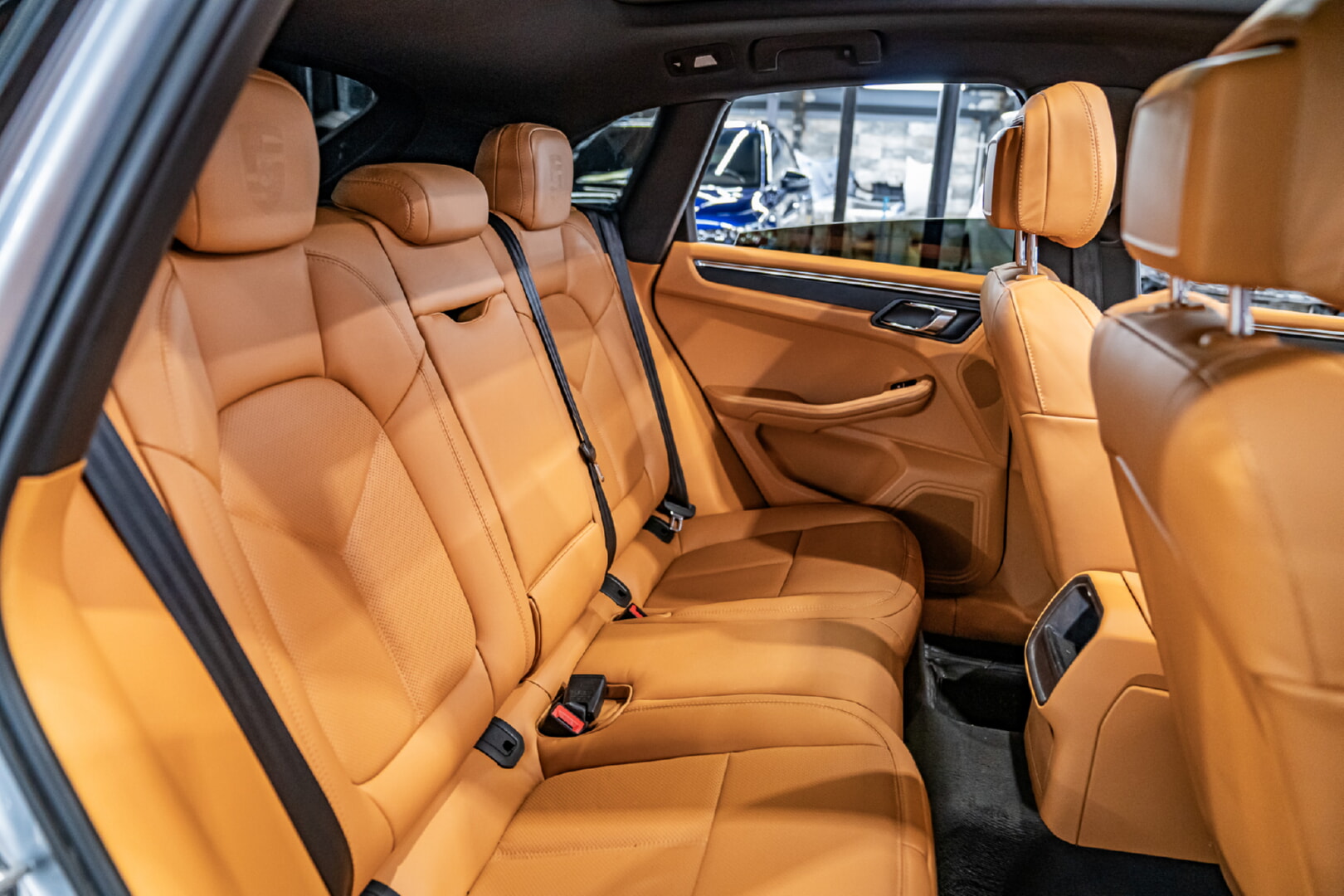 PORSCHE MACAN 2016-2024 TABA DERİ DÖŞEME