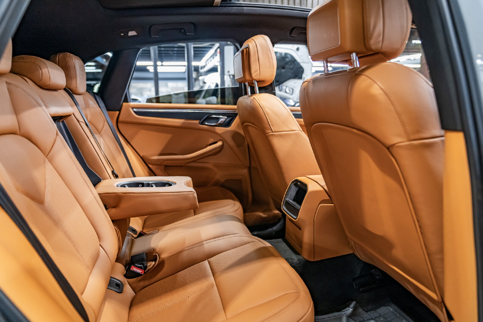 PORSCHE MACAN 2016-2024 TABA DERİ DÖŞEME