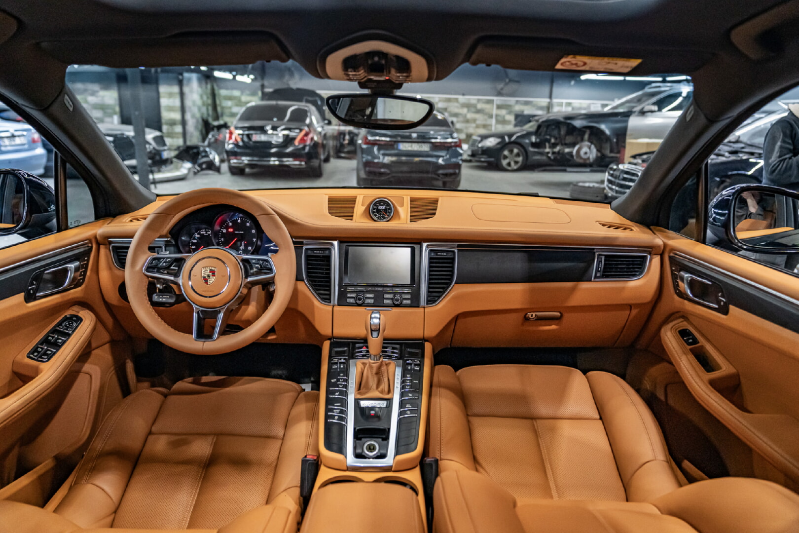 PORSCHE MACAN 2016-2024 TABA DERİ DÖŞEME