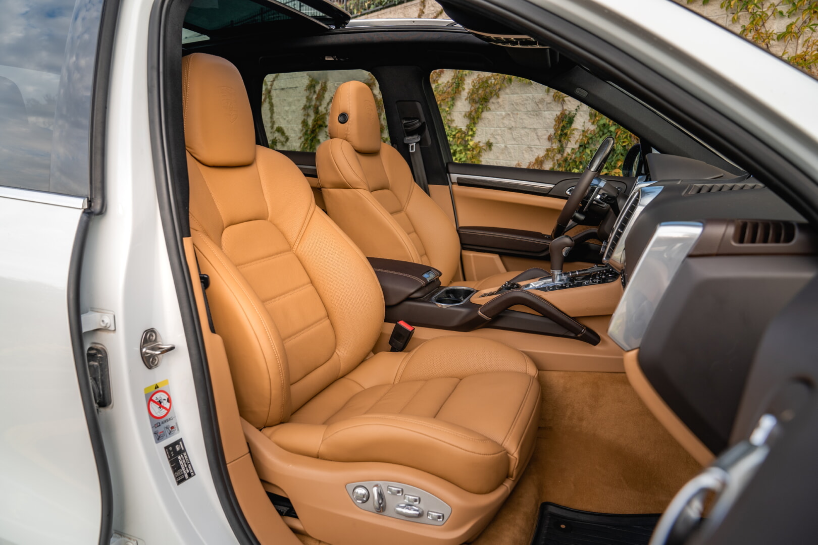 PORSCHE CAYENNE 2010-2017 TABA DERİ DÖŞEME