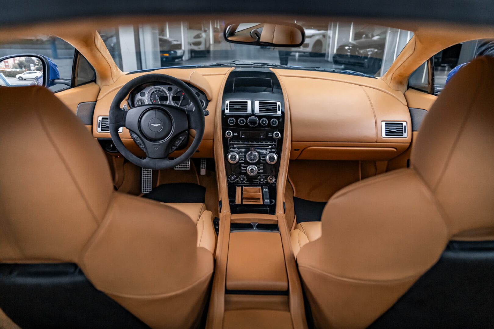 ASTON MARTİN VANTAGE S 2008-2015 TABA DERİ DÖŞEME