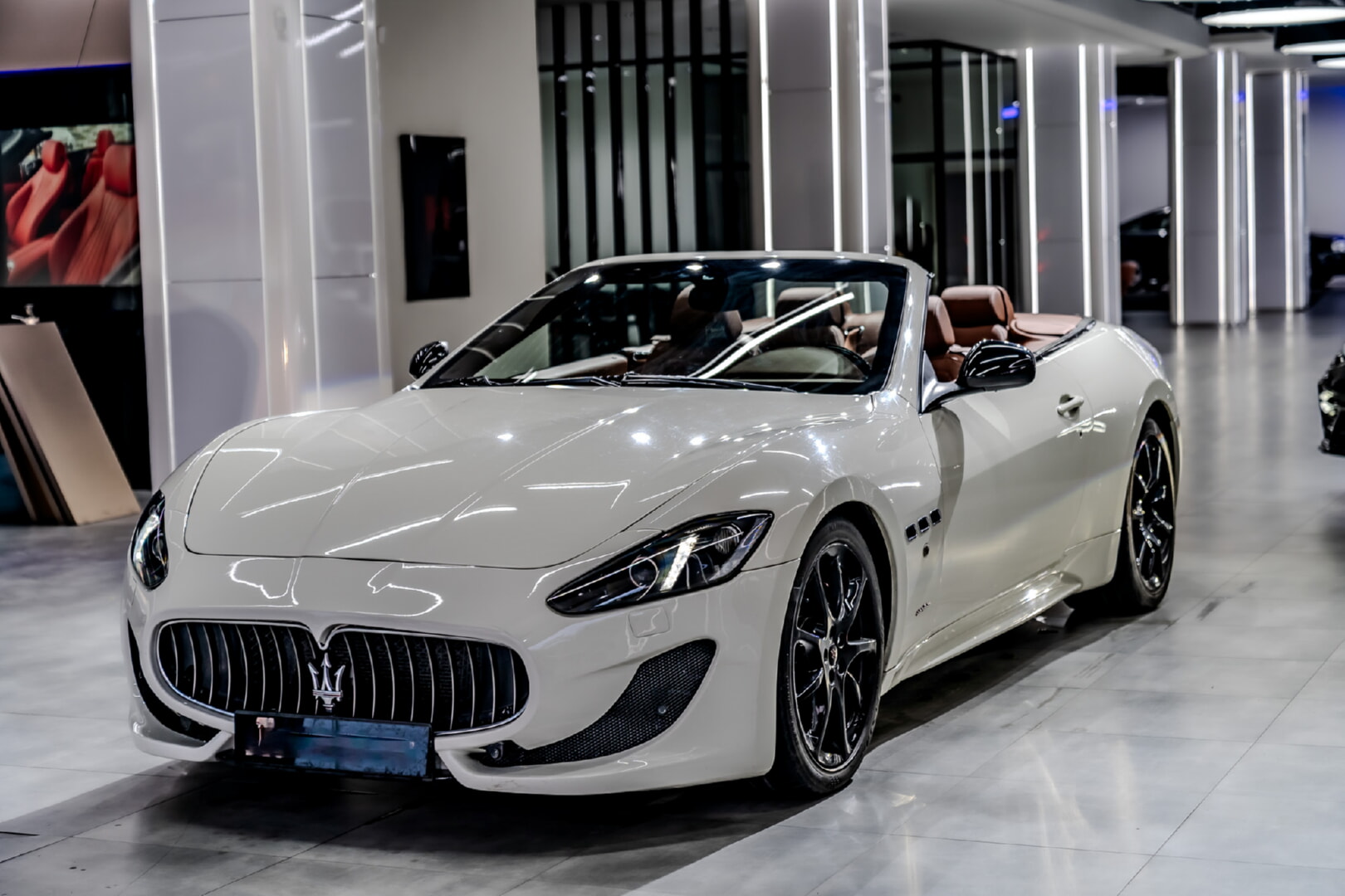 MASERATİ GRANTURİSMO 2010-2014 TABA DERİ DÖŞEME