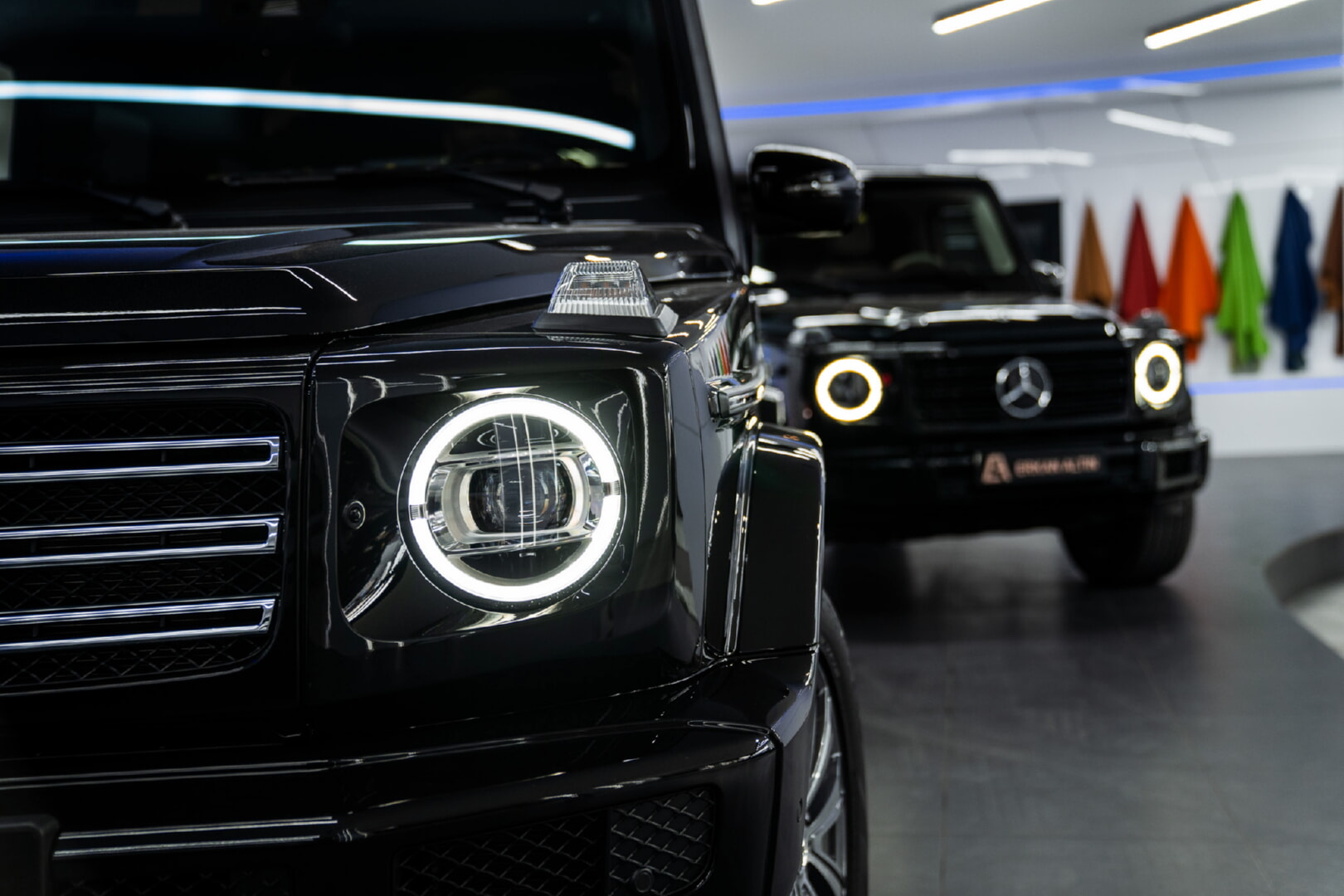 MERCEDES G SERİSİ 2019-2024 KIRMIZI DERİ DÖŞEME