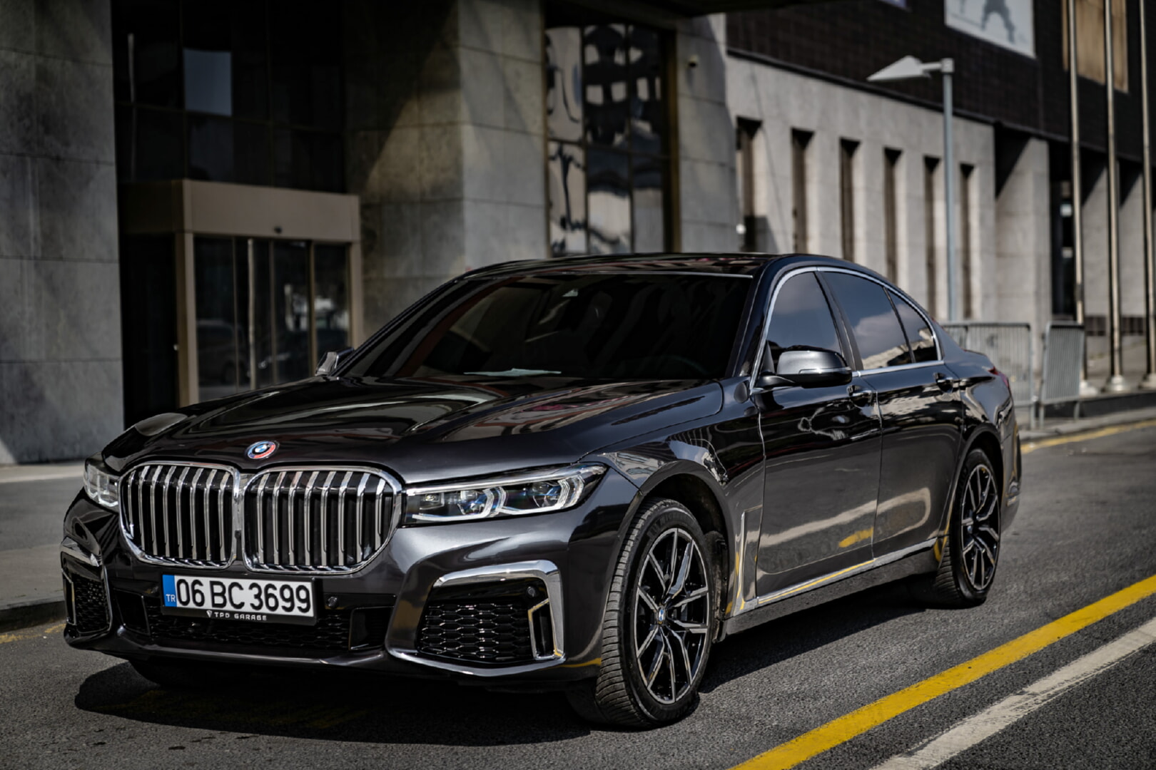 BMW F01 7 SERİSİ 2009-2015 KAHVERENGİ DERİ DÖŞEME