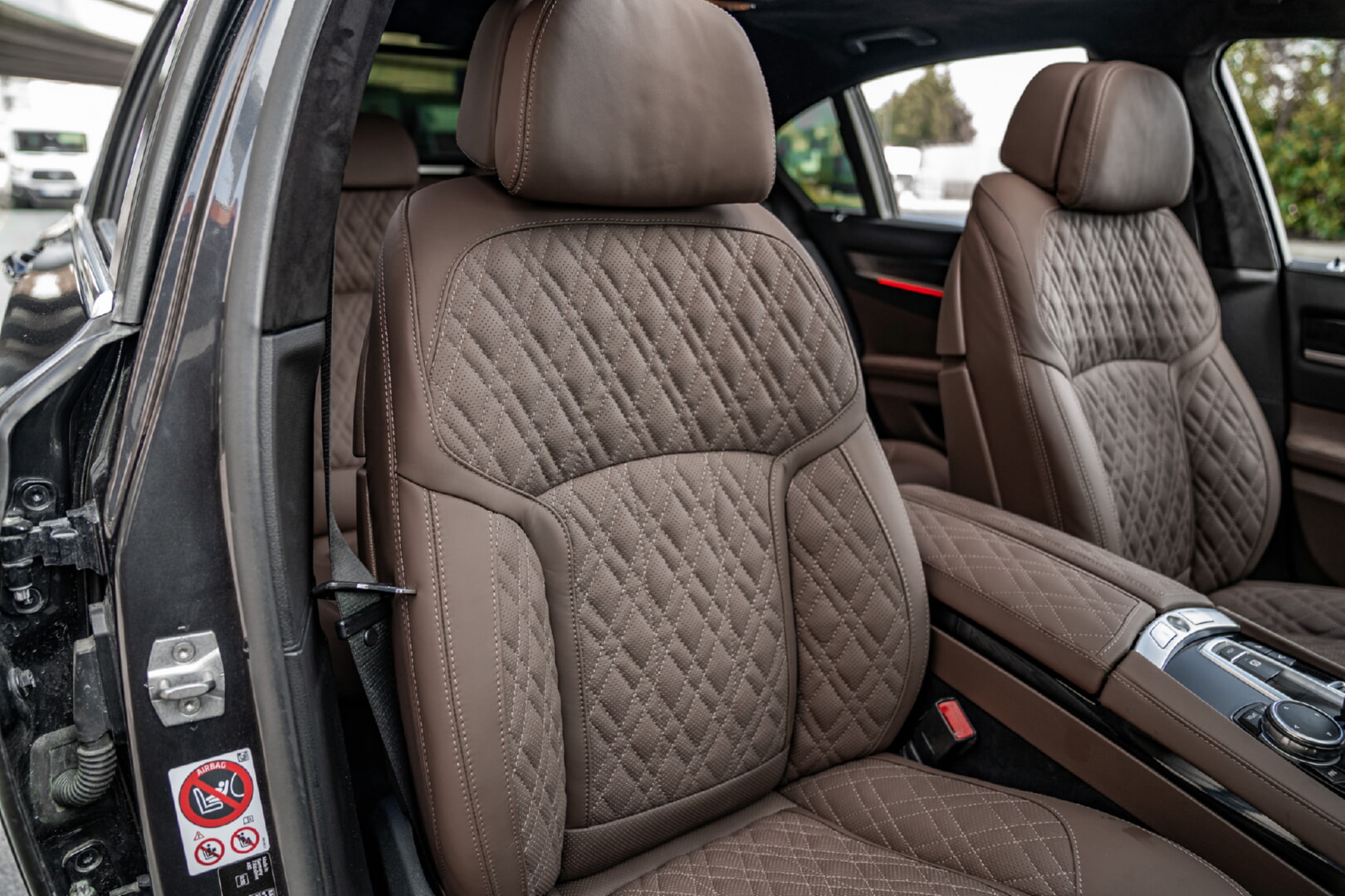 BMW F01 7 SERİSİ 2009-2015 KAHVERENGİ DERİ DÖŞEME