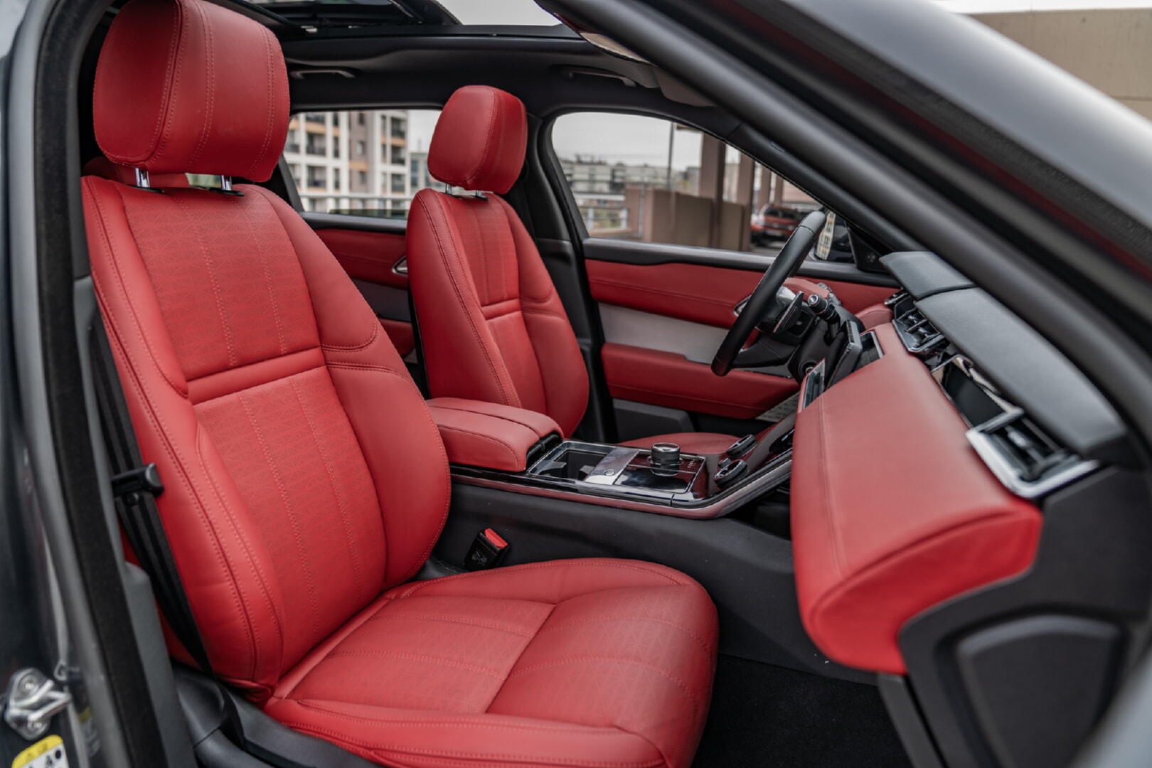 RANGE ROVER VELAR 2017-2024 KIRMIZI DERİ DÖŞEME