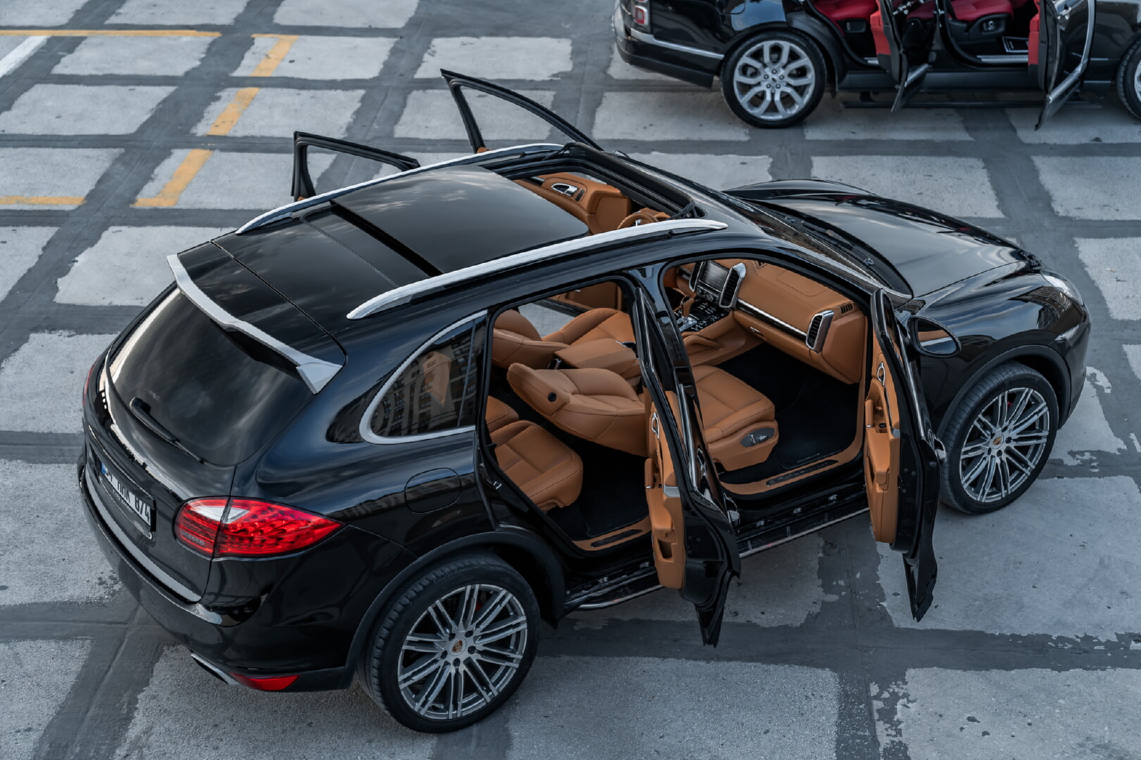 PORSCHE CAYENNE 2010-2017 TABA DERİ DÖŞEME