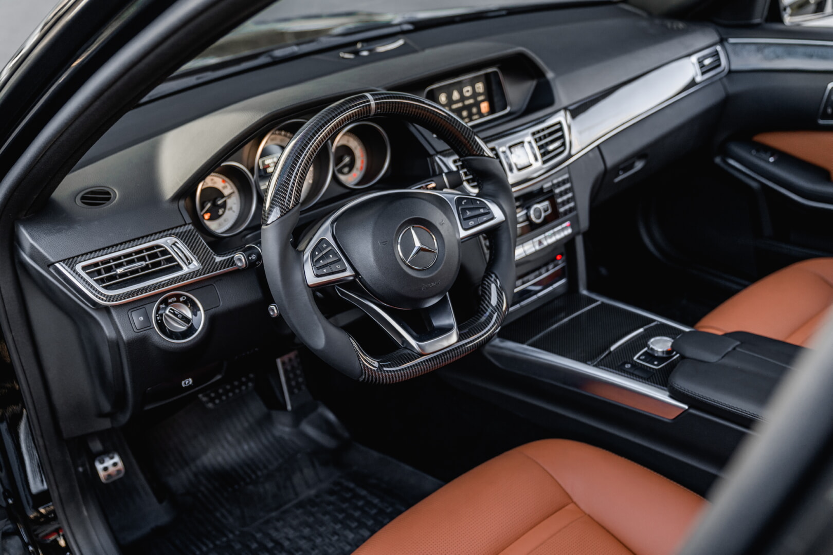 MERCEDES W212 E SERİSİ 2010-2015 TABA DERİ DÖŞEME