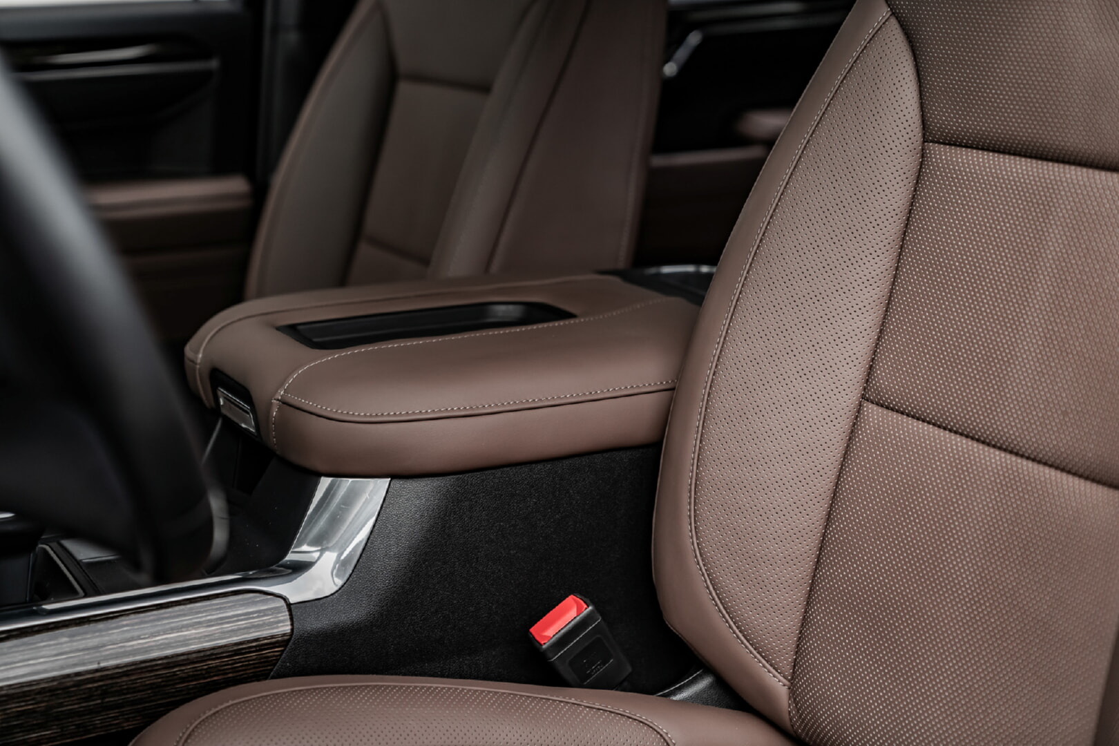 GMC SİERRA 2021-2024 TRUFF DERİ DÖŞEME