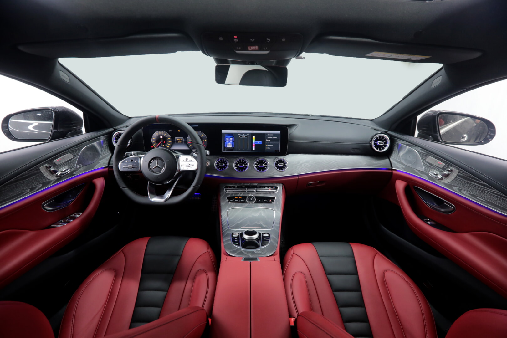 MERCEDES W257 CLS 2018-2024 KIRMIZI DERİ DÖŞEME