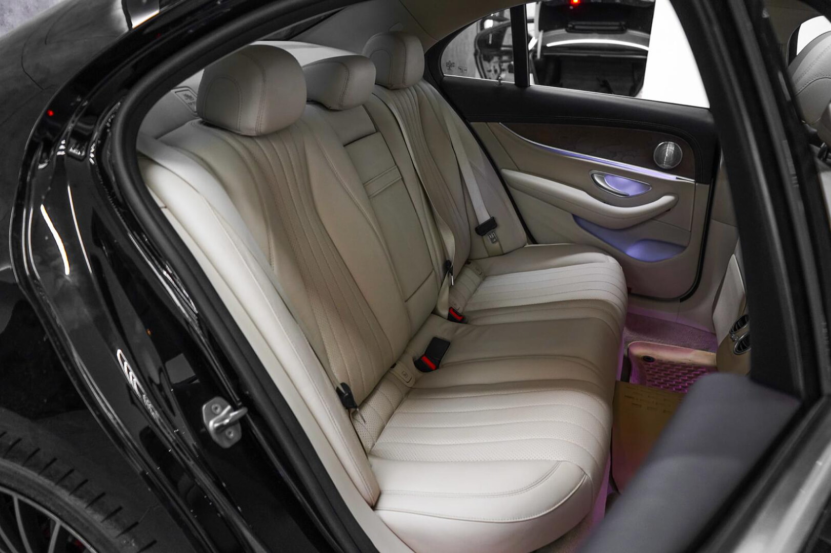 MERCEDES W213 E SERİSİ 2016-2023 BEJ DERİ DÖŞEME