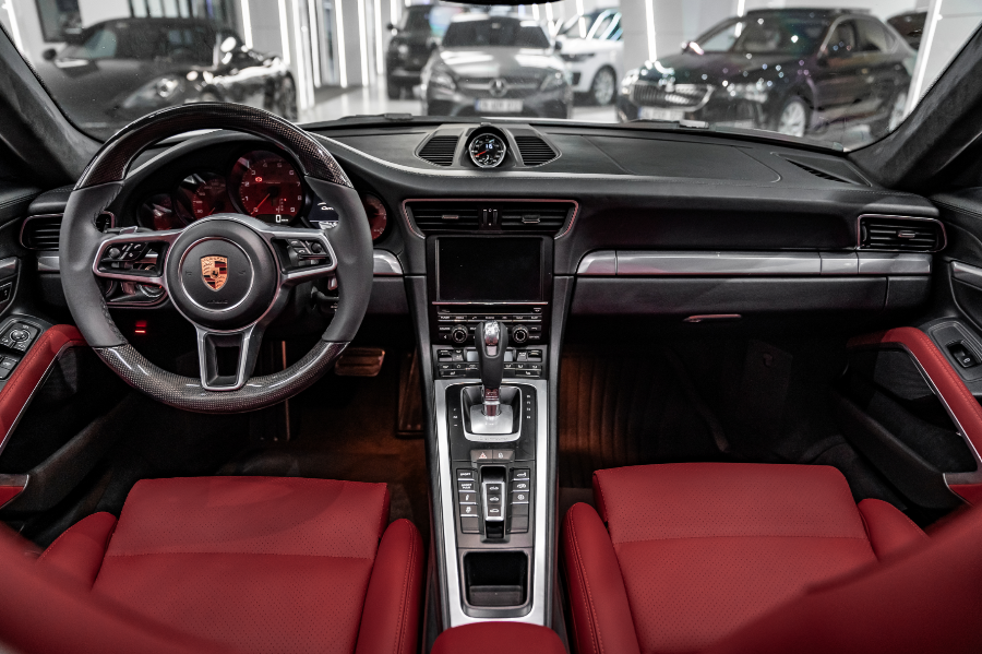 PORSCHE 911 CARRERA 2012-2018 KIRMIZI DERİ DÖŞEME