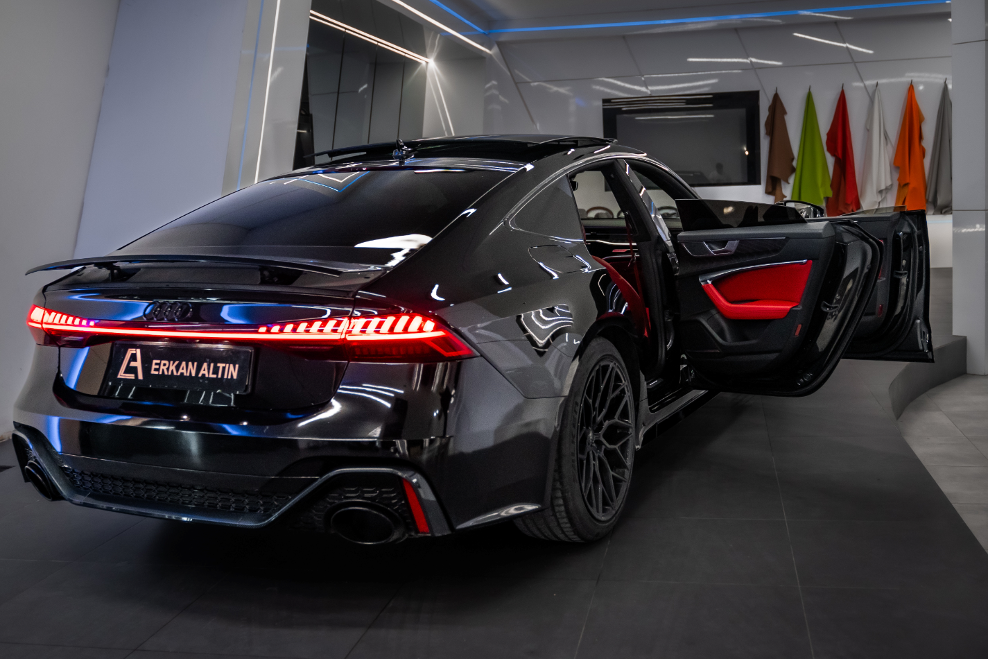 AUDİ A7 2020-2024 KIRMIZI DERİ DÖŞEME