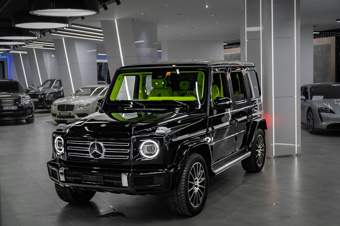 MERCEDES G SERİSİ 2019-2024 YEŞİL DERİ DÖŞEME
