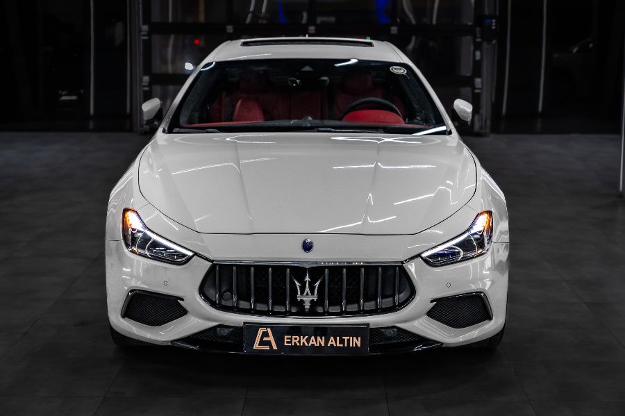 MASERATİ GHİBLİ 2014-2023 KIRMIZI DERİ DÖŞEME