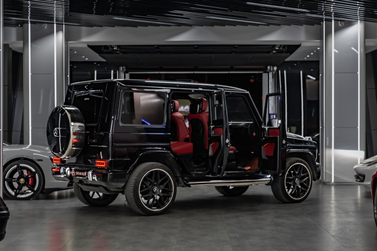 MERCEDES G SERİSİ 2013-2017 KIRMIZI DERİ DÖŞEME