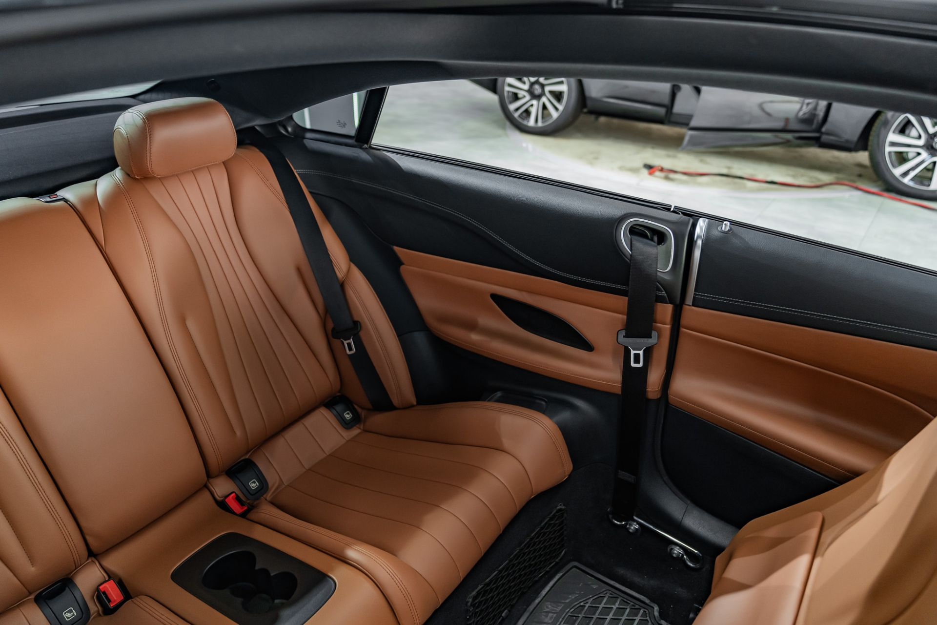 MERCEDES E COUPE 2017-2022 TABA DERİ DÖŞEME