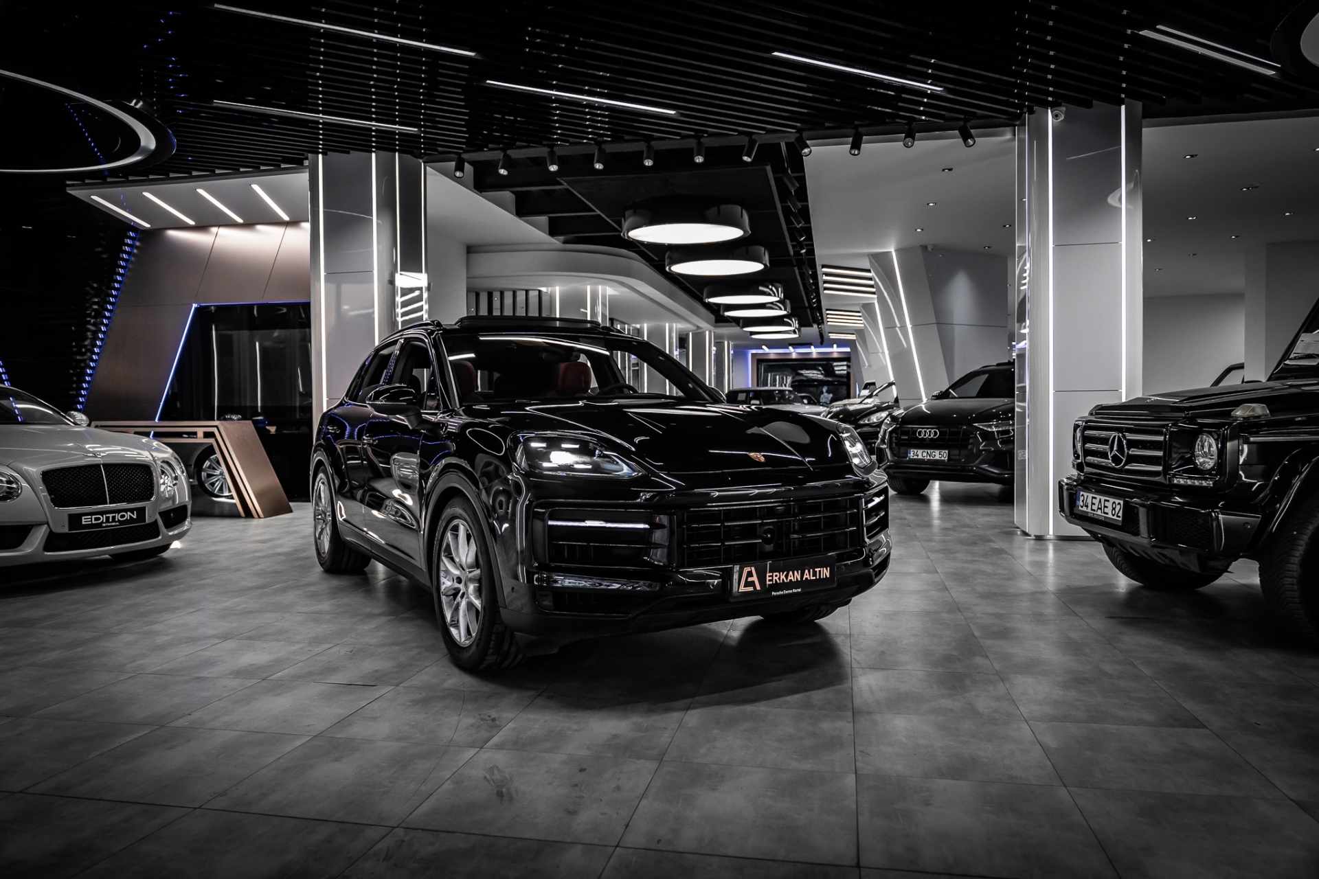 PORSCHE CAYENNE 2024-2025 KIRMIZI DERİ DÖŞEME