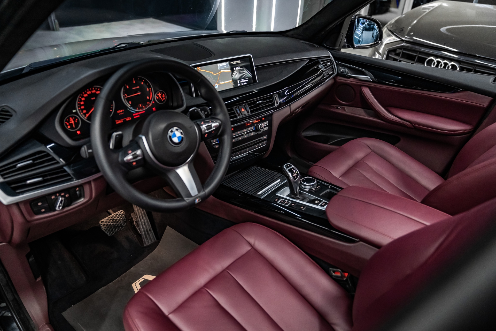 BMW F15 X5 2013-2018 BORDO DERİ DÖŞEME
