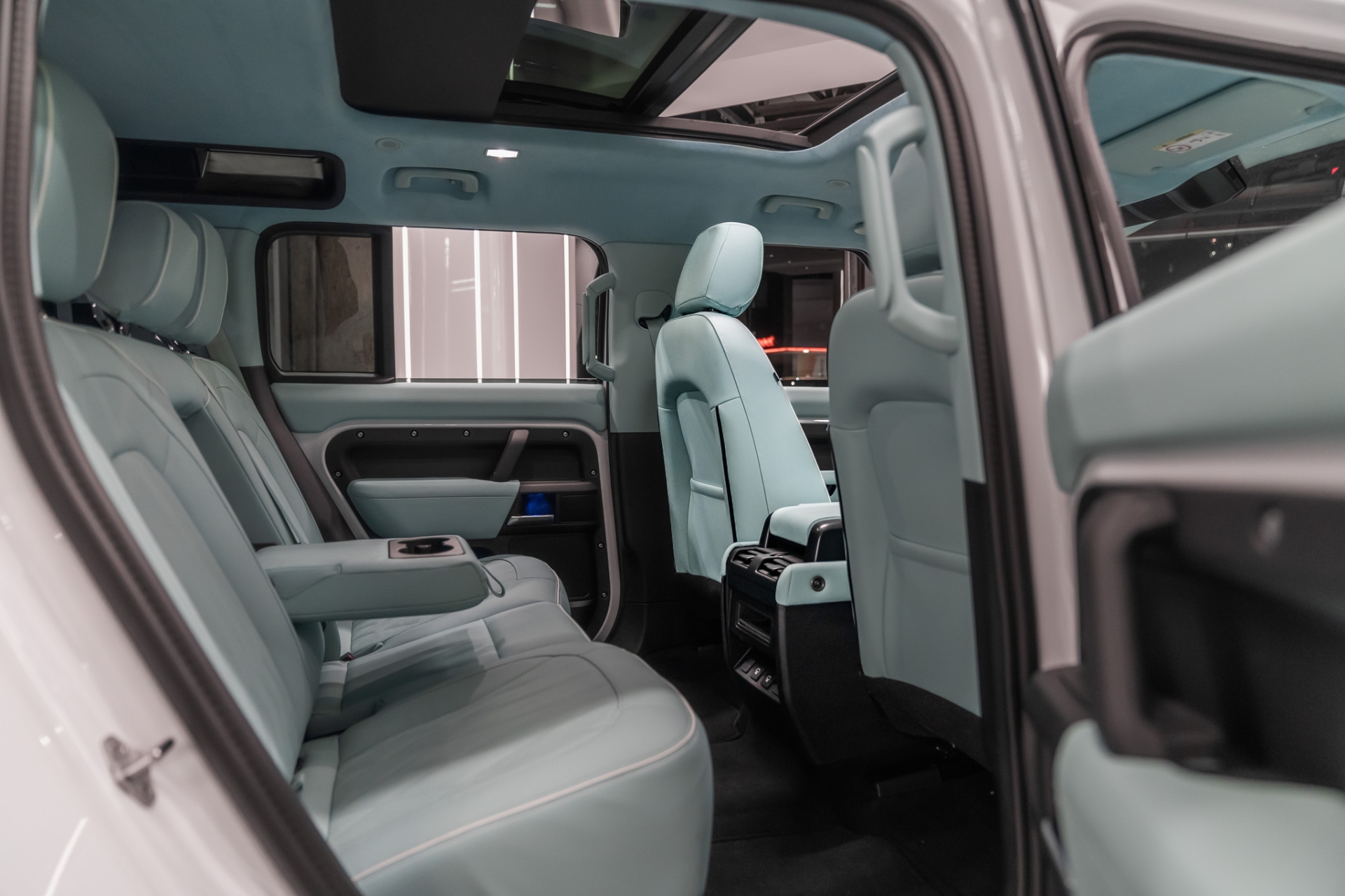 LAND ROVER DEFENDER 2022-2025 TİFFANY DERİ DÖŞEME