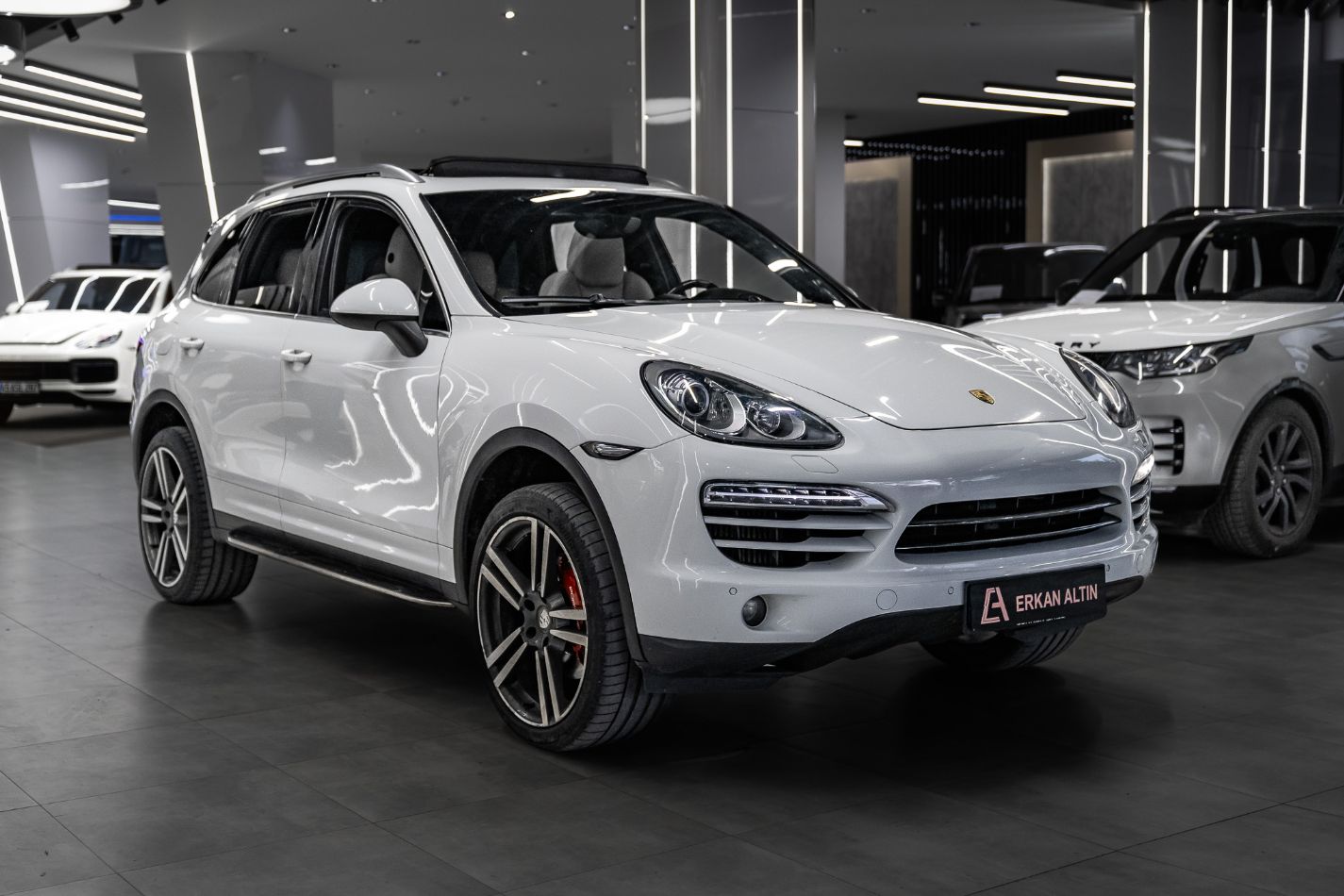 PORSCHE CAYENNE 2010-2017 GRİ DERİ DÖŞEME