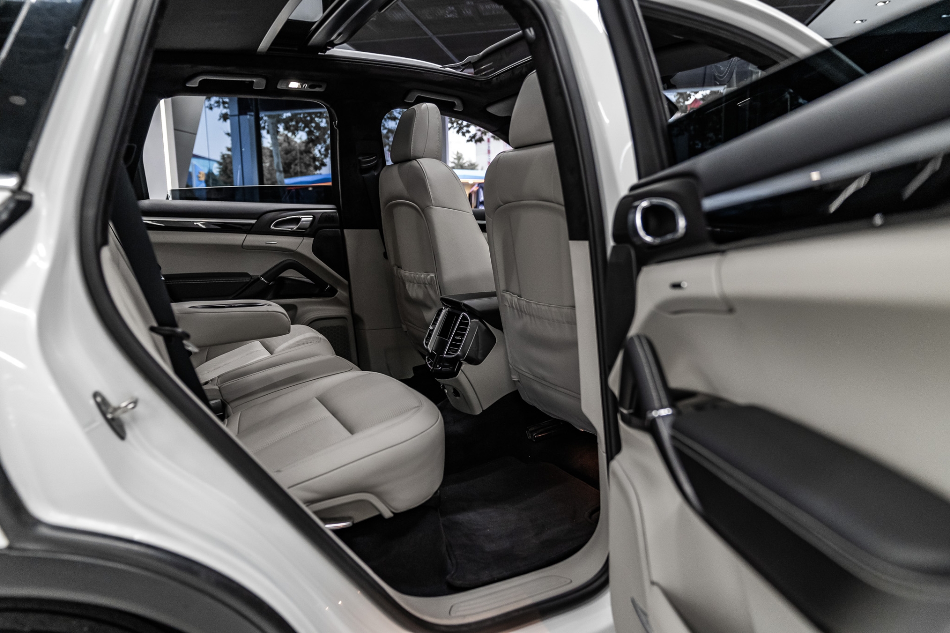 PORSCHE CAYENNE 2010-2017 GRİ DERİ DÖŞEME