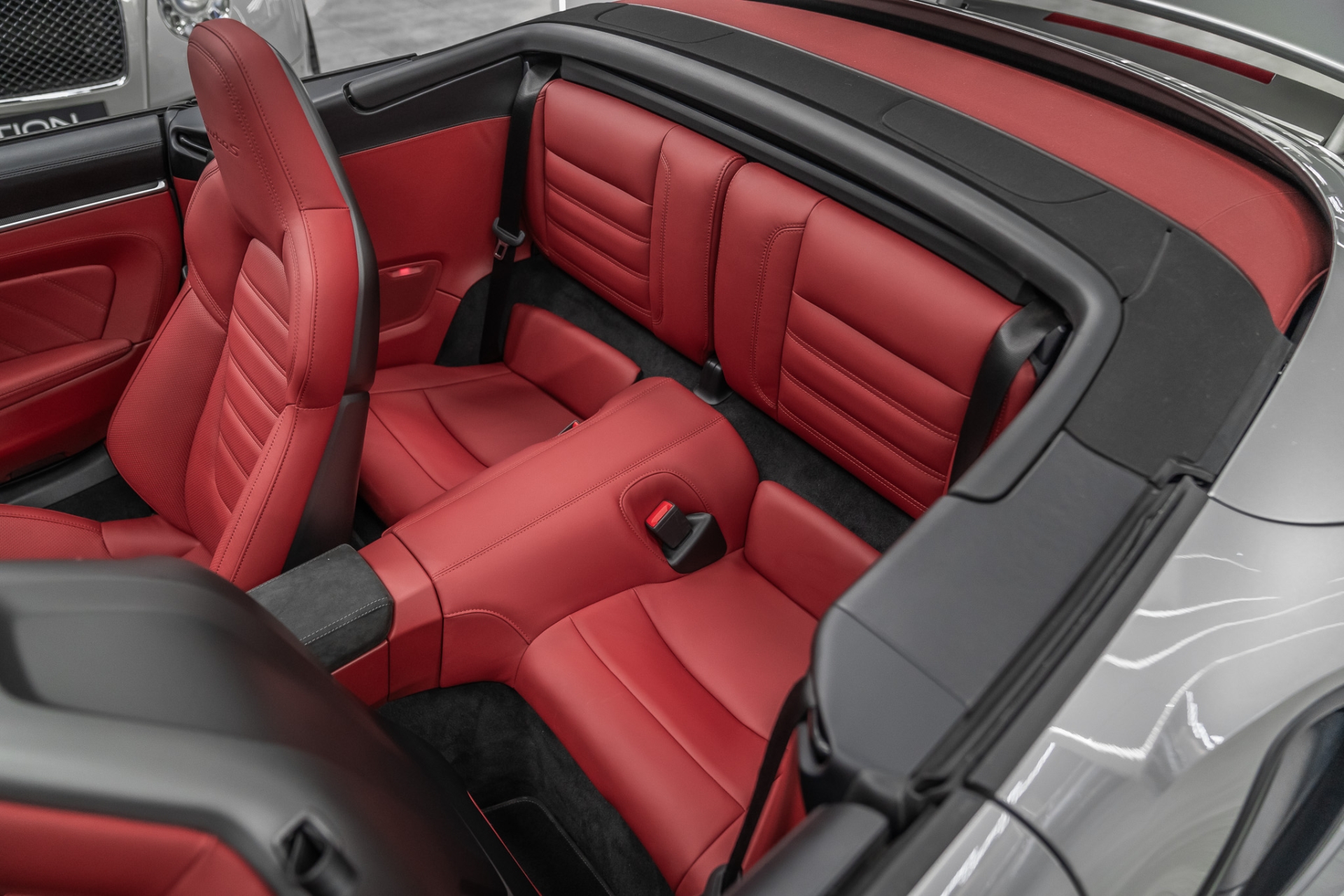 PORSCHE 911 TURBO S 2019-2024 KIRMIZI DERİ DÖŞEME