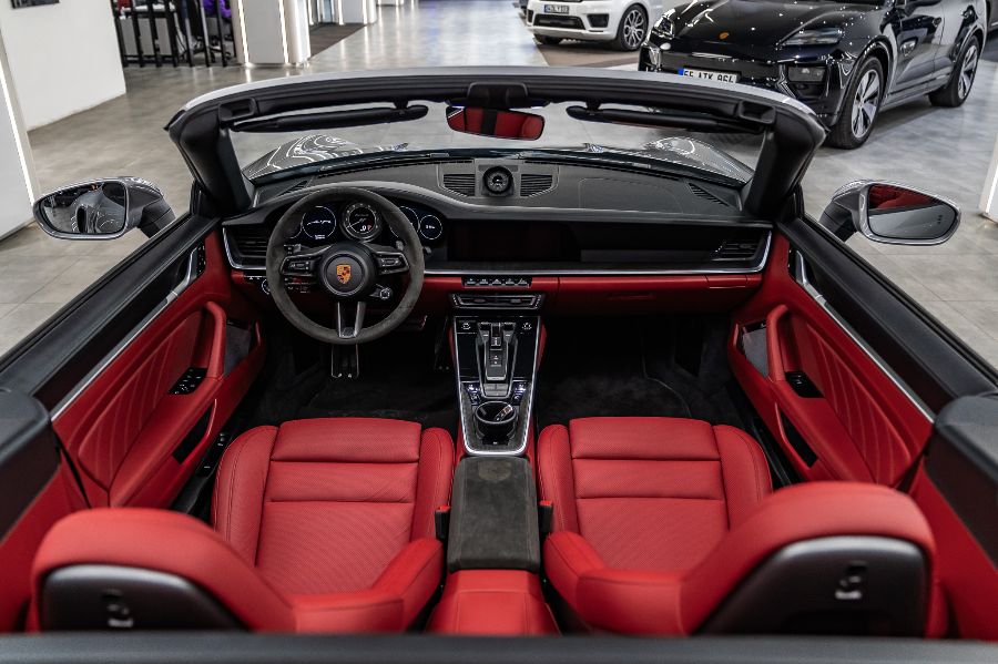 PORSCHE 911 TURBO S 2019-2024 KIRMIZI DERİ DÖŞEME