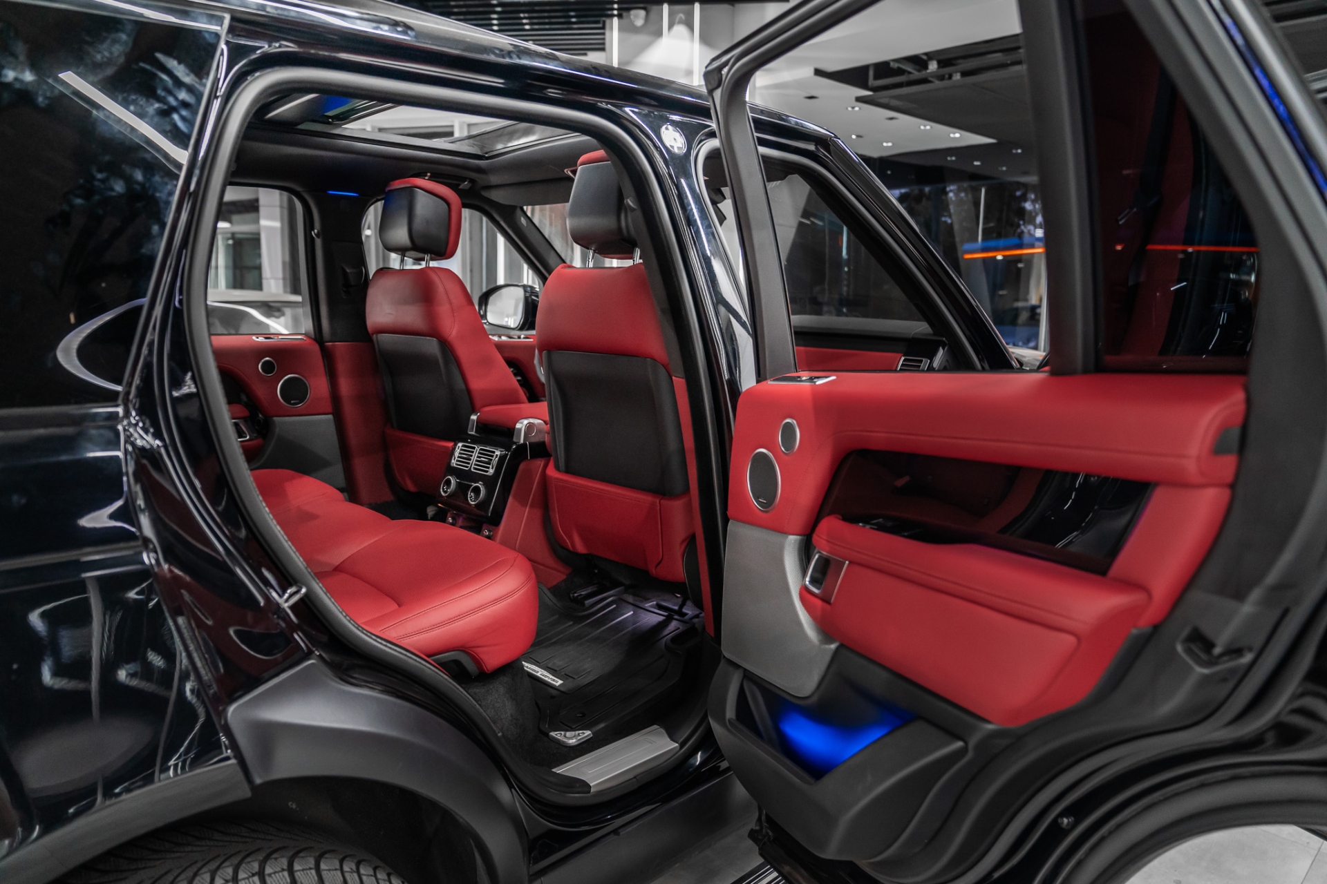 RANGE ROVER VOGUE 2018-2021 KIRMIZI DERİ DÖŞEME