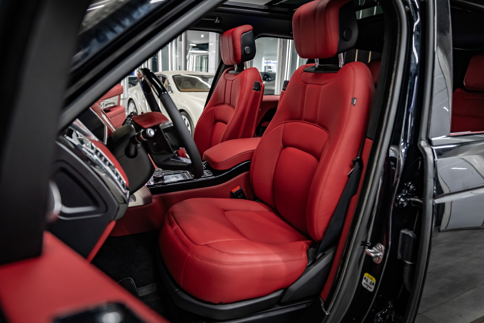 RANGE ROVER VOGUE 2018-2021 KIRMIZI DERİ DÖŞEME